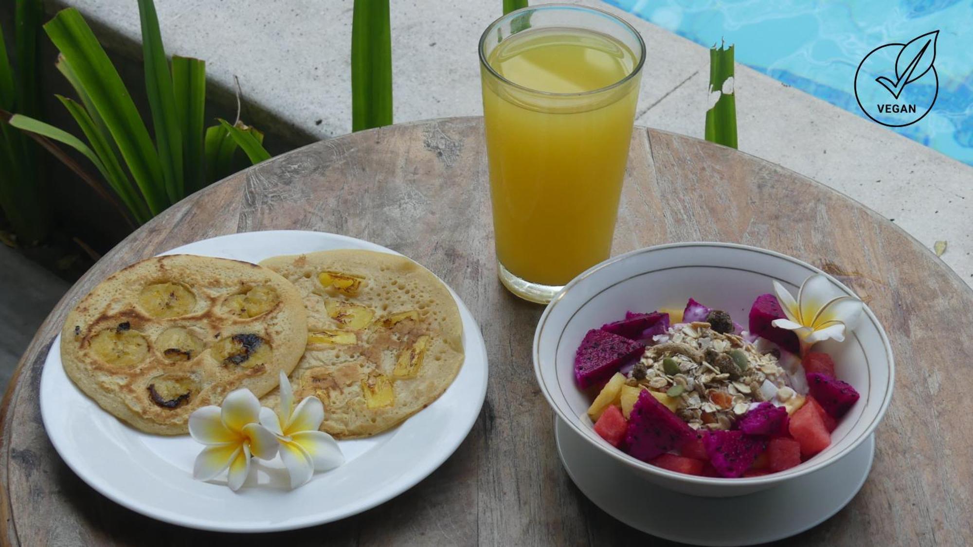 Mojosurf Camp Canggu Екстериор снимка